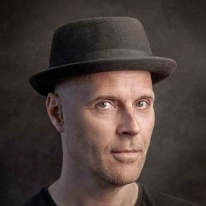 Martin Fondse资料,Martin Fondse最新歌曲,Martin FondseMV视频,Martin Fondse音乐专辑,Martin Fondse好听的歌