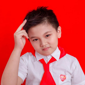 屈光曜资料,屈光曜最新歌曲,屈光曜MV视频,屈光曜音乐专辑,屈光曜好听的歌