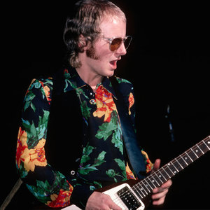 Andy Powell资料,Andy Powell最新歌曲,Andy PowellMV视频,Andy Powell音乐专辑,Andy Powell好听的歌