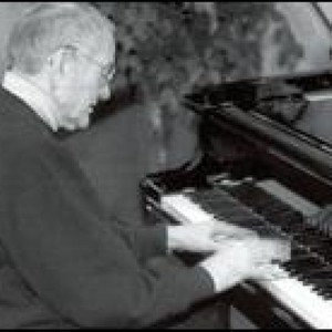 Ralph Sutton资料,Ralph Sutton最新歌曲,Ralph SuttonMV视频,Ralph Sutton音乐专辑,Ralph Sutton好听的歌