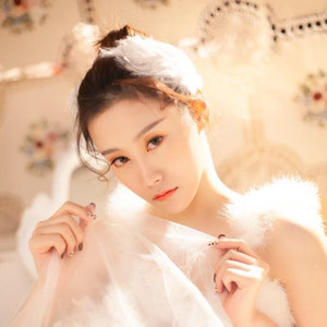 苗洛霏资料,苗洛霏最新歌曲,苗洛霏MV视频,苗洛霏音乐专辑,苗洛霏好听的歌