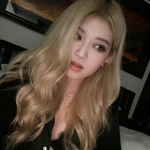 璎珞资料,璎珞最新歌曲,璎珞MV视频,璎珞音乐专辑,璎珞好听的歌