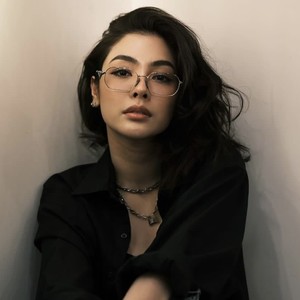 Faye Peraya资料,Faye Peraya最新歌曲,Faye PerayaMV视频,Faye Peraya音乐专辑,Faye Peraya好听的歌