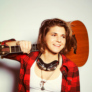 Daphne Willis资料,Daphne Willis最新歌曲,Daphne WillisMV视频,Daphne Willis音乐专辑,Daphne Willis好听的歌