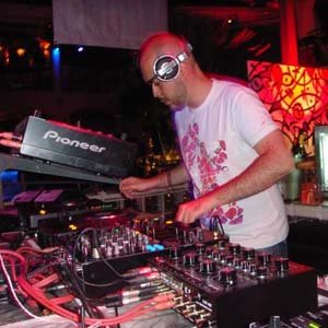 Klems资料,Klems最新歌曲,KlemsMV视频,Klems音乐专辑,Klems好听的歌