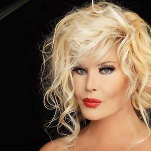 Emel Sayin资料,Emel Sayin最新歌曲,Emel SayinMV视频,Emel Sayin音乐专辑,Emel Sayin好听的歌