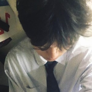 zoolor资料,zoolor最新歌曲,zoolorMV视频,zoolor音乐专辑,zoolor好听的歌