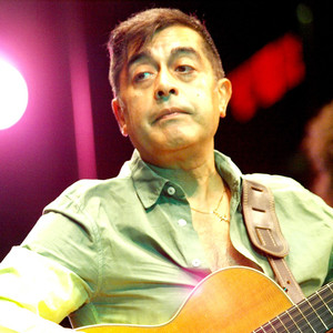 Roberto Zayas资料,Roberto Zayas最新歌曲,Roberto ZayasMV视频,Roberto Zayas音乐专辑,Roberto Zayas好听的歌