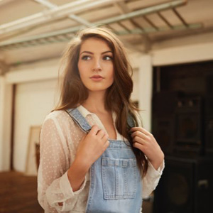 Catherine McGrath资料,Catherine McGrath最新歌曲,Catherine McGrathMV视频,Catherine McGrath音乐专辑,Catherine McGrath好听的歌