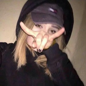 Fallinf资料,Fallinf最新歌曲,FallinfMV视频,Fallinf音乐专辑,Fallinf好听的歌