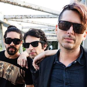 Los De Adentro资料,Los De Adentro最新歌曲,Los De AdentroMV视频,Los De Adentro音乐专辑,Los De Adentro好听的歌