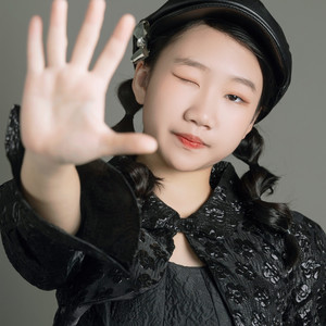 黄煊颖资料,黄煊颖最新歌曲,黄煊颖MV视频,黄煊颖音乐专辑,黄煊颖好听的歌
