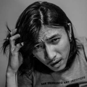 你来到夏末秋始的午后