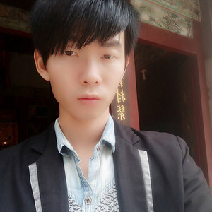 黄鹏伟资料,黄鹏伟最新歌曲,黄鹏伟MV视频,黄鹏伟音乐专辑,黄鹏伟好听的歌