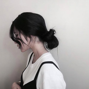 语轻寒资料,语轻寒最新歌曲,语轻寒MV视频,语轻寒音乐专辑,语轻寒好听的歌