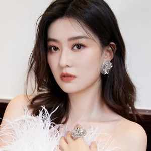 乔欣资料,乔欣最新歌曲,乔欣MV视频,乔欣音乐专辑,乔欣好听的歌