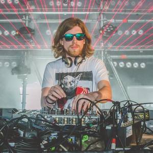 Sarazar资料,Sarazar最新歌曲,SarazarMV视频,Sarazar音乐专辑,Sarazar好听的歌