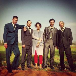 Tango With Lions资料,Tango With Lions最新歌曲,Tango With LionsMV视频,Tango With Lions音乐专辑,Tango With Lions好听的歌