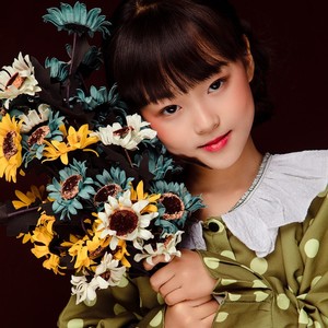 解伊曈资料,解伊曈最新歌曲,解伊曈MV视频,解伊曈音乐专辑,解伊曈好听的歌