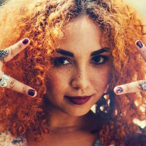 Chelsea Perkins资料,Chelsea Perkins最新歌曲,Chelsea PerkinsMV视频,Chelsea Perkins音乐专辑,Chelsea Perkins好听的歌