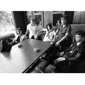 蓝狮乐团资料,蓝狮乐团最新歌曲,蓝狮乐团MV视频,蓝狮乐团音乐专辑,蓝狮乐团好听的歌