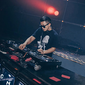 许华聪资料,许华聪最新歌曲,许华聪MV视频,许华聪音乐专辑,许华聪好听的歌