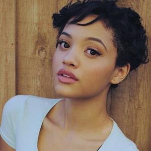 Kiersey Clemons资料,Kiersey Clemons最新歌曲,Kiersey ClemonsMV视频,Kiersey Clemons音乐专辑,Kiersey Clemons好听的歌