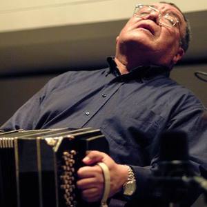 Dino Saluzzi资料,Dino Saluzzi最新歌曲,Dino SaluzziMV视频,Dino Saluzzi音乐专辑,Dino Saluzzi好听的歌