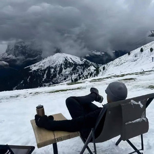 蓝冠资料,蓝冠最新歌曲,蓝冠MV视频,蓝冠音乐专辑,蓝冠好听的歌