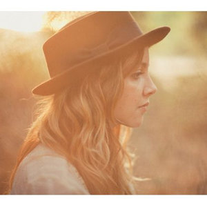 Lovely资料,Lovely最新歌曲,LovelyMV视频,Lovely音乐专辑,Lovely好听的歌