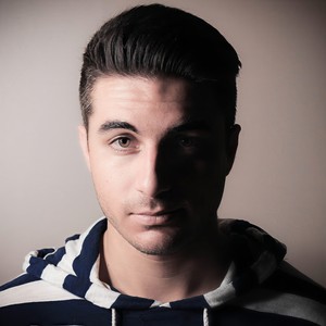 Simon Romano资料,Simon Romano最新歌曲,Simon RomanoMV视频,Simon Romano音乐专辑,Simon Romano好听的歌