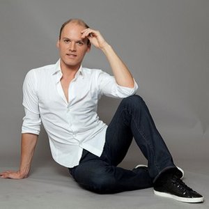 Vasary Andre资料,Vasary Andre最新歌曲,Vasary AndreMV视频,Vasary Andre音乐专辑,Vasary Andre好听的歌