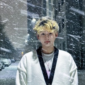 Falling贾文哲资料,Falling贾文哲最新歌曲,Falling贾文哲MV视频,Falling贾文哲音乐专辑,Falling贾文哲好听的歌