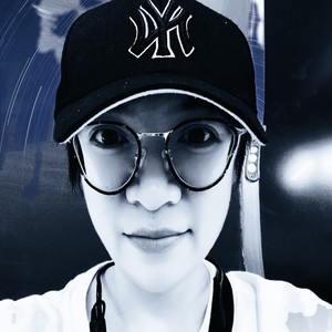 星遥闪闪资料,星遥闪闪最新歌曲,星遥闪闪MV视频,星遥闪闪音乐专辑,星遥闪闪好听的歌