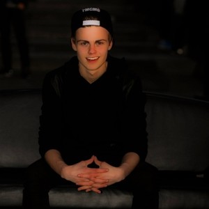 Auratic资料,Auratic最新歌曲,AuraticMV视频,Auratic音乐专辑,Auratic好听的歌