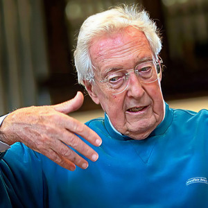 Denis Vaughan资料,Denis Vaughan最新歌曲,Denis VaughanMV视频,Denis Vaughan音乐专辑,Denis Vaughan好听的歌