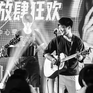 王小泉资料,王小泉最新歌曲,王小泉MV视频,王小泉音乐专辑,王小泉好听的歌