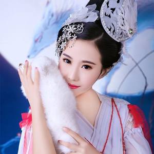 曹依资料,曹依最新歌曲,曹依MV视频,曹依音乐专辑,曹依好听的歌