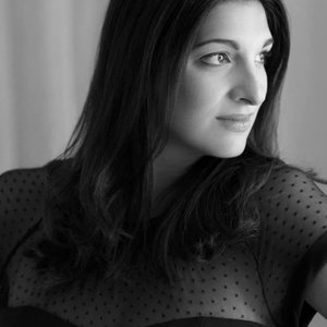 Stephanie Kacoyanis资料,Stephanie Kacoyanis最新歌曲,Stephanie KacoyanisMV视频,Stephanie Kacoyanis音乐专辑,Stephanie Kacoyanis好听的歌