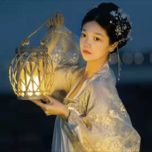 周涵朵资料,周涵朵最新歌曲,周涵朵MV视频,周涵朵音乐专辑,周涵朵好听的歌