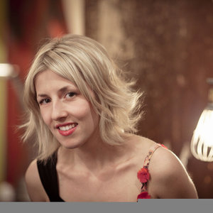 Ingrid St-Pierre资料,Ingrid St-Pierre最新歌曲,Ingrid St-PierreMV视频,Ingrid St-Pierre音乐专辑,Ingrid St-Pierre好听的歌