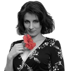 Nina Ernst资料,Nina Ernst最新歌曲,Nina ErnstMV视频,Nina Ernst音乐专辑,Nina Ernst好听的歌