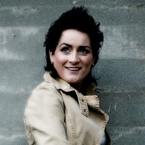 Ester Brohus资料,Ester Brohus最新歌曲,Ester BrohusMV视频,Ester Brohus音乐专辑,Ester Brohus好听的歌