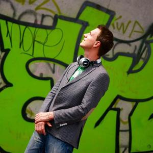 Midway资料,Midway最新歌曲,MidwayMV视频,Midway音乐专辑,Midway好听的歌