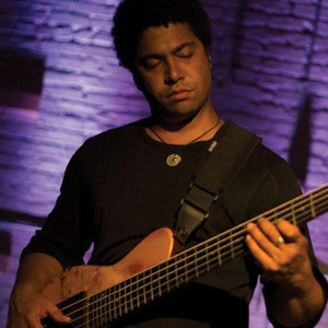 Matthew Garrison资料,Matthew Garrison最新歌曲,Matthew GarrisonMV视频,Matthew Garrison音乐专辑,Matthew Garrison好听的歌