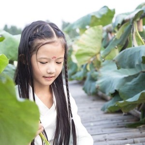 王一诺资料,王一诺最新歌曲,王一诺MV视频,王一诺音乐专辑,王一诺好听的歌