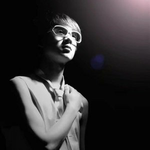 牟三弦资料,牟三弦最新歌曲,牟三弦MV视频,牟三弦音乐专辑,牟三弦好听的歌