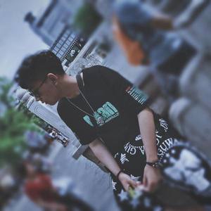 Youn-g杨昊资料,Youn-g杨昊最新歌曲,Youn-g杨昊MV视频,Youn-g杨昊音乐专辑,Youn-g杨昊好听的歌