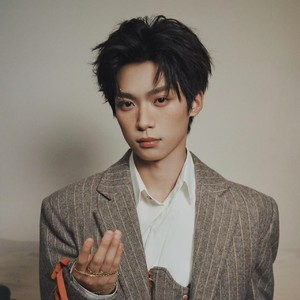 梓渝资料,梓渝最新歌曲,梓渝MV视频,梓渝音乐专辑,梓渝好听的歌