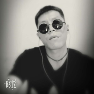 我的唇吻不到我爱的人 (Live)